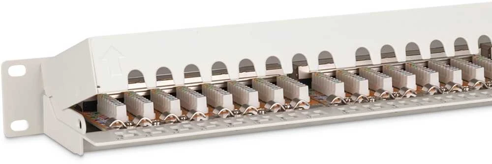 Assmann Electronic DIGITUS Patch Panel 19inch 24Port Cat6 ekranuotas pilkas RAL7035 kabelio montavimas apie LSA