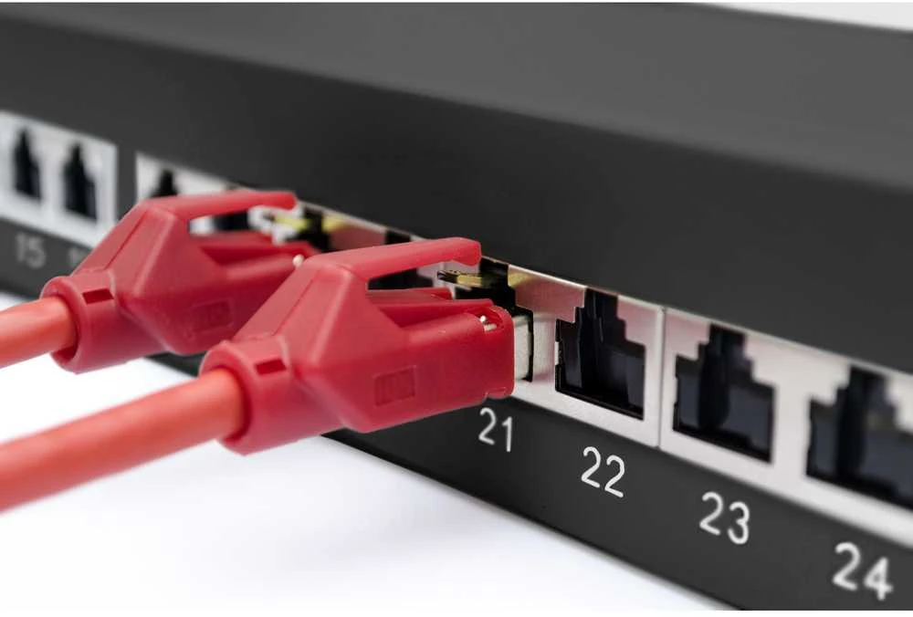 Digitus CAT 6A | Patch Panel | RJ45, 8P8C | Tinka montuoti 483 mm (19 colių) spintelėje; Perdavimo savybės: 6A kategorija, EA klasė; Taikymo sritis: iki 500 MHz, 10 GBase-T; Dydis: 482,6 x 44 x 109 mm | RJ45 ekranas (alavuota bronza)