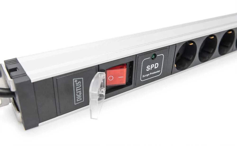 DIGITUS PDU 1HE 12xSchuko 16A Ausgnge 230V/16A juodas