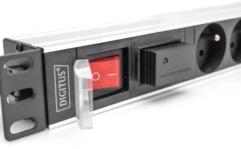 DIGITUS PDU 1U 7xCEE7/5 FR-Ausgnge 230V/16A juodas