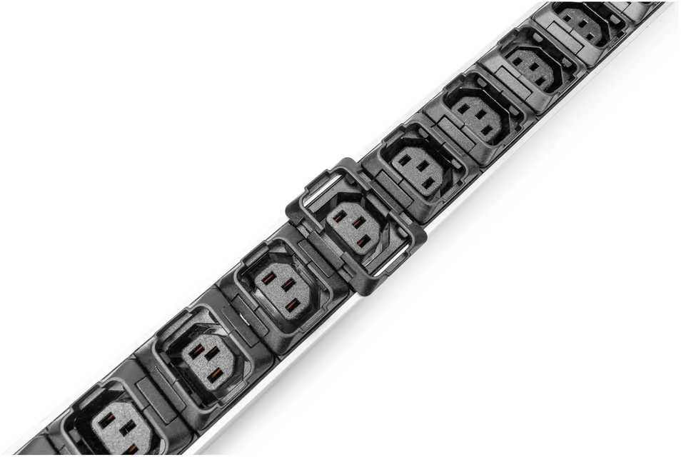 DIGITUS PDU 24xC13 3xC19 Ausgnge 250V/16A juodas