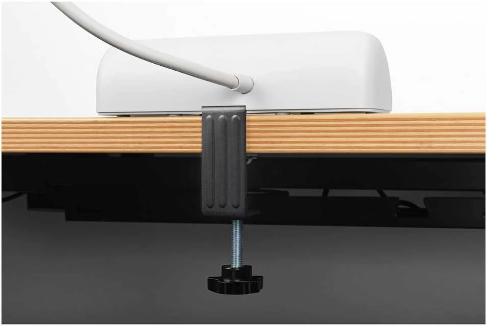 „Digitus“ 3 krypčių biuro lizdų juosta su 2 USB-A ir 1 USB-C jungtimis | DA-70626