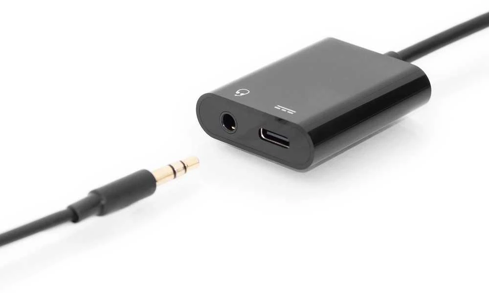 Assmann Electronic ASSMANN USB Type-C skirstytuvo kabelis, tipas C - 3,5 mm+type C M/F/F 0,2m Gen2 5A 10GB Vers. 3.1 CE bl Versija 3.1 CE bl