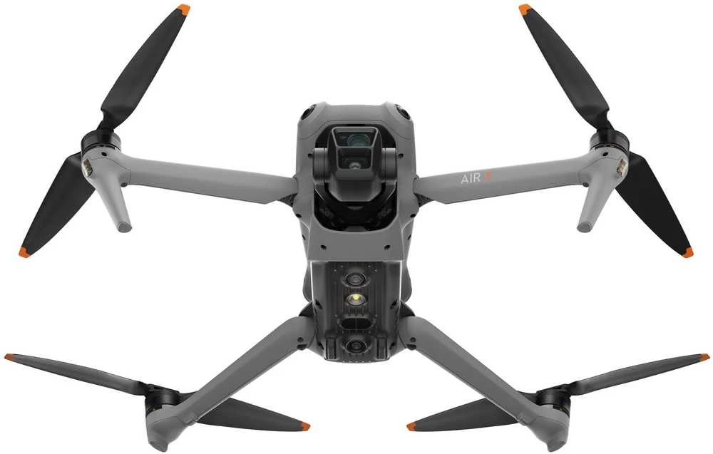 DJI Flip dronas su DJI RC 2 valdymo pultu