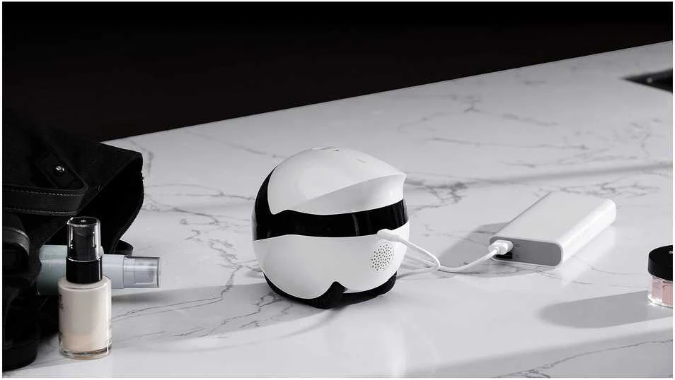 Namų robotas kompanijonas Enabot EBO Air 2 Plus FamilyBot su stebėjimo ir skambučių funkcija, baltas