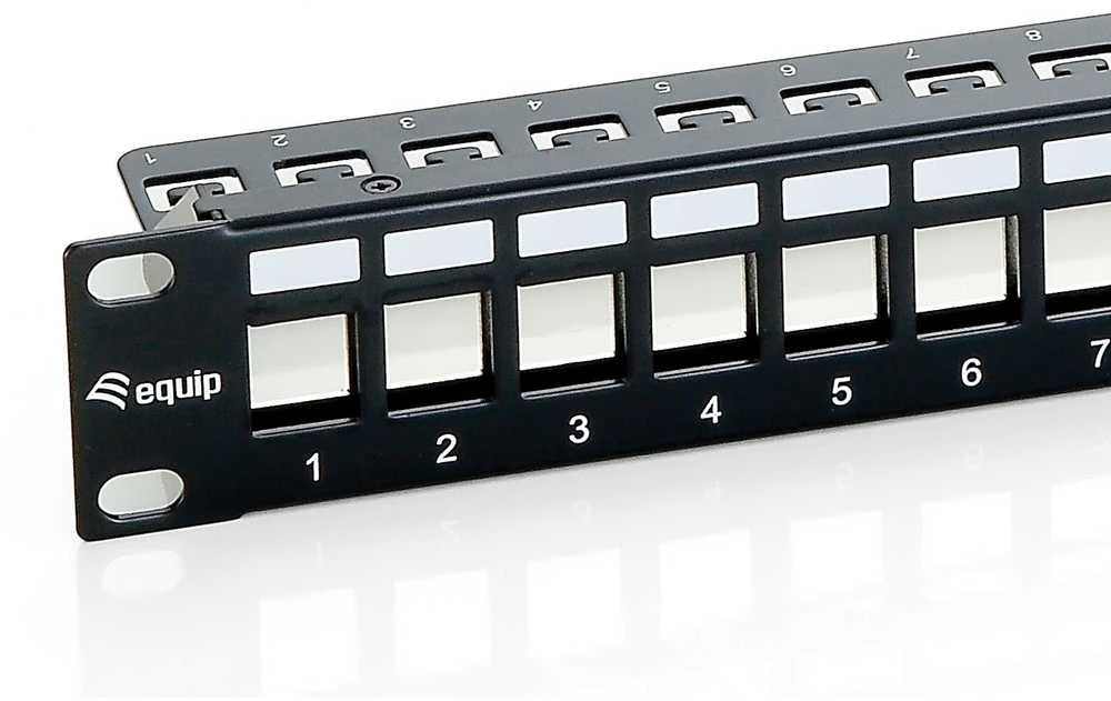 „Equip“ komutacinis skydelis 24x Cat6 19 FTP 1HE „Keystone“ montažo programinė įranga