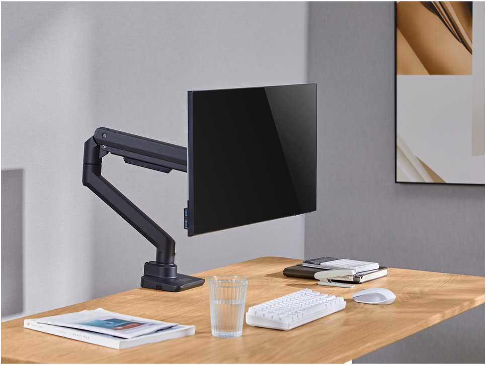 Equip 650180 monitoriaus laikiklis arba stovas 124,5 cm (49″) Stalas Juoda