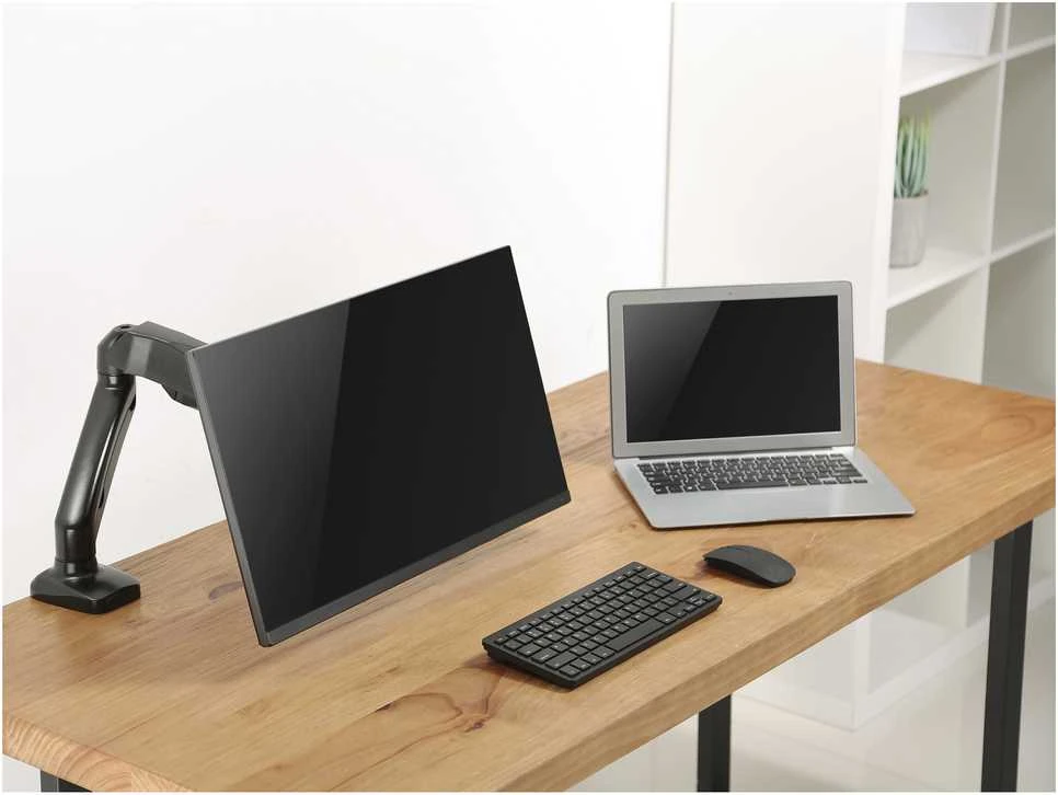 Equip 650120 monitoriaus laikiklis arba stovas 81,3 cm (32″) Stalas Juoda