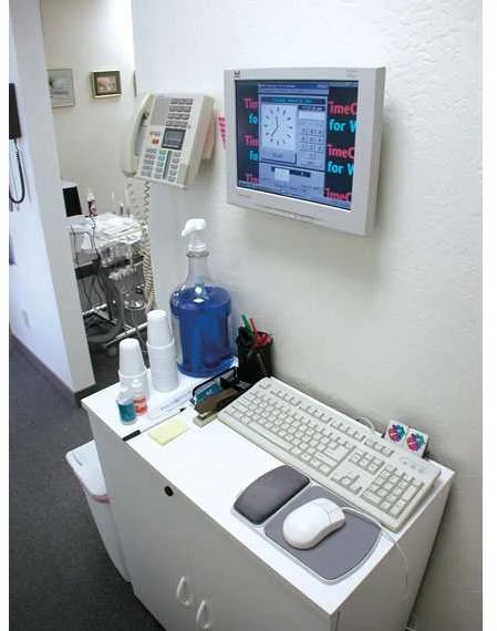 Ergotron Sienos laikiklis monitoriui iki 37 "FX30 (60- 239- 007)