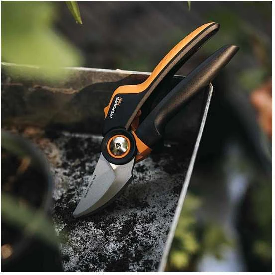 Fiskars X-series sekatorius prasilenkiančiais ašmenimis L (P961) 1057175