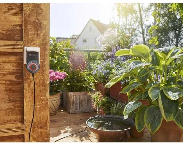 Gardena Pilnai automatizuota gėlių lovelių laistymo sistema