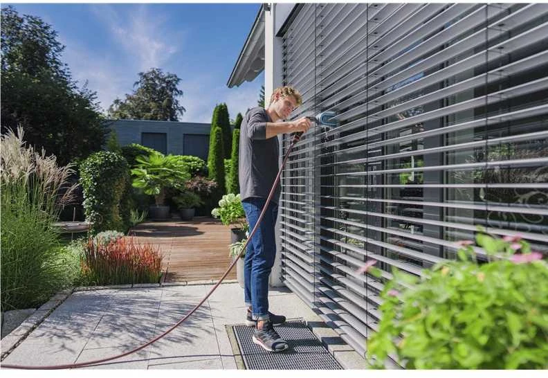 Gardena "Cleansystem" žaliuzių šepetys, jungiamas prie vandens žarnos