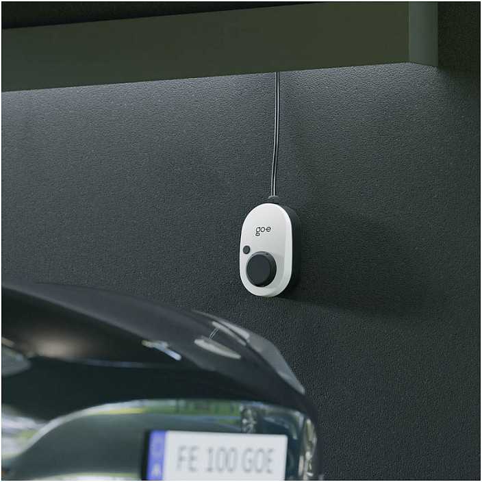 Krautuvas Go-e Gemini, 11 kW 16A 3 fazė Wallbox be kabelio (CH- 04- 11- 51)