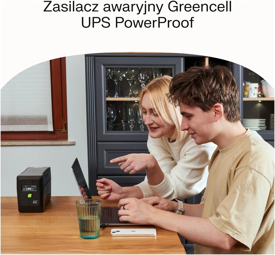 Green Cell Žalias Cell Nepertraukiamo maitinimo šaltinis (UPS) Greencell 1500VA 1050W PowerProof su LCD ekranu