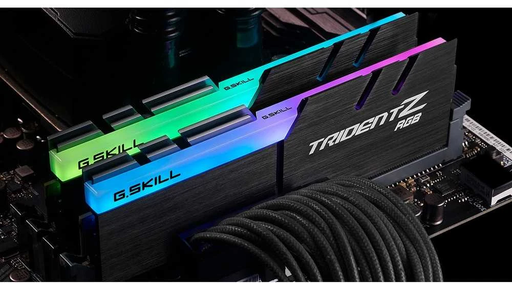 Vidinė atmintis (RAM) G.Skill Trident Z RGB 16GB (2 x 8GB), DDR4, 3600MHz, CL16