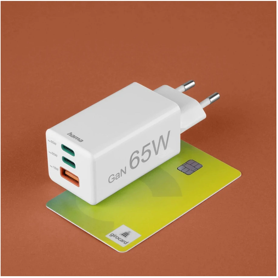 Hama mini GaN 65W PD/QC 2x USB-C, 1x USB-A balta