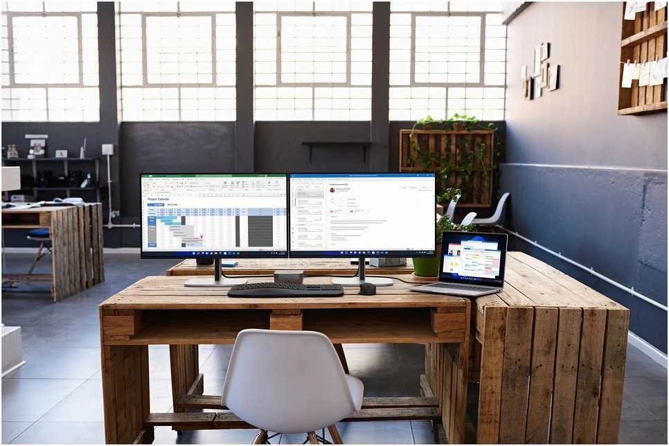HP 527pf Series 5 Pro FHD Monitorius - 27" 1920x1080 FHD 350-nit 120Hz AG, IPS, HDMI/DisplayPort, 4x USB-A, height adjustable/tilt/swivel/pivot, 3 metai (replaces E27 G5)