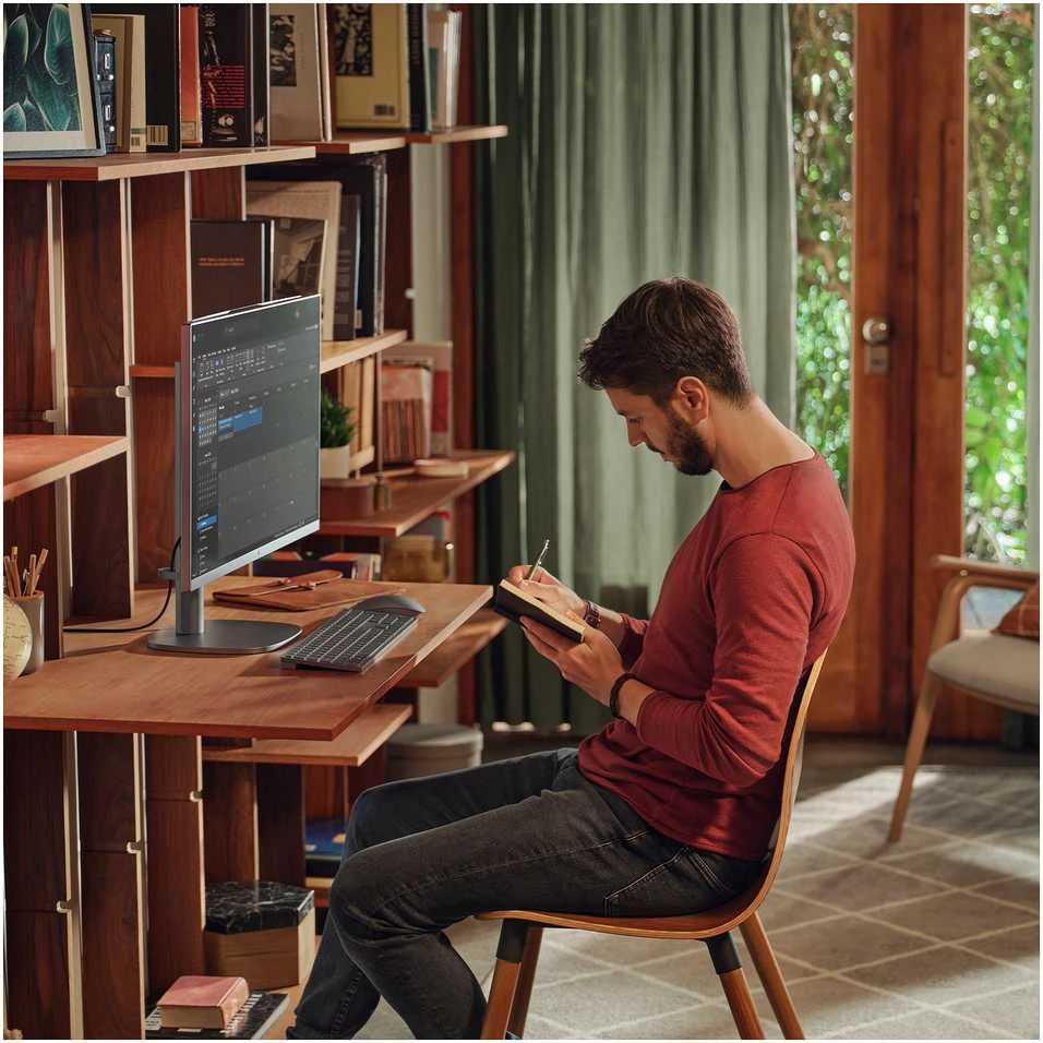 HP OmniStudio X 27 FHD IPS daugiafunkcis stacionarus kompiuteris Ultra 5-125H 16GB/512GB SSD Win11 27-cs0450ng