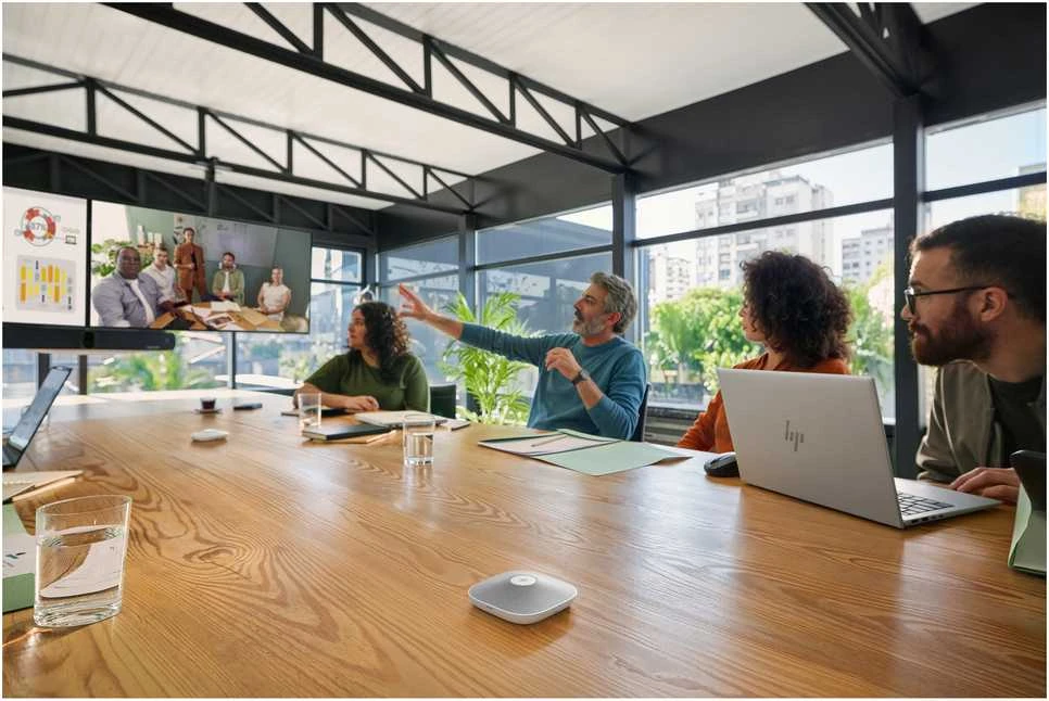 HP Poly STUDIO A2 Baltas stalas