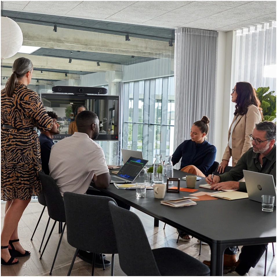 Hewlett Packard (HP) POLY STUDIO X52 ALL-IN-ONE/VIDEO BAR SWITZERLAND LOCALIZATI
