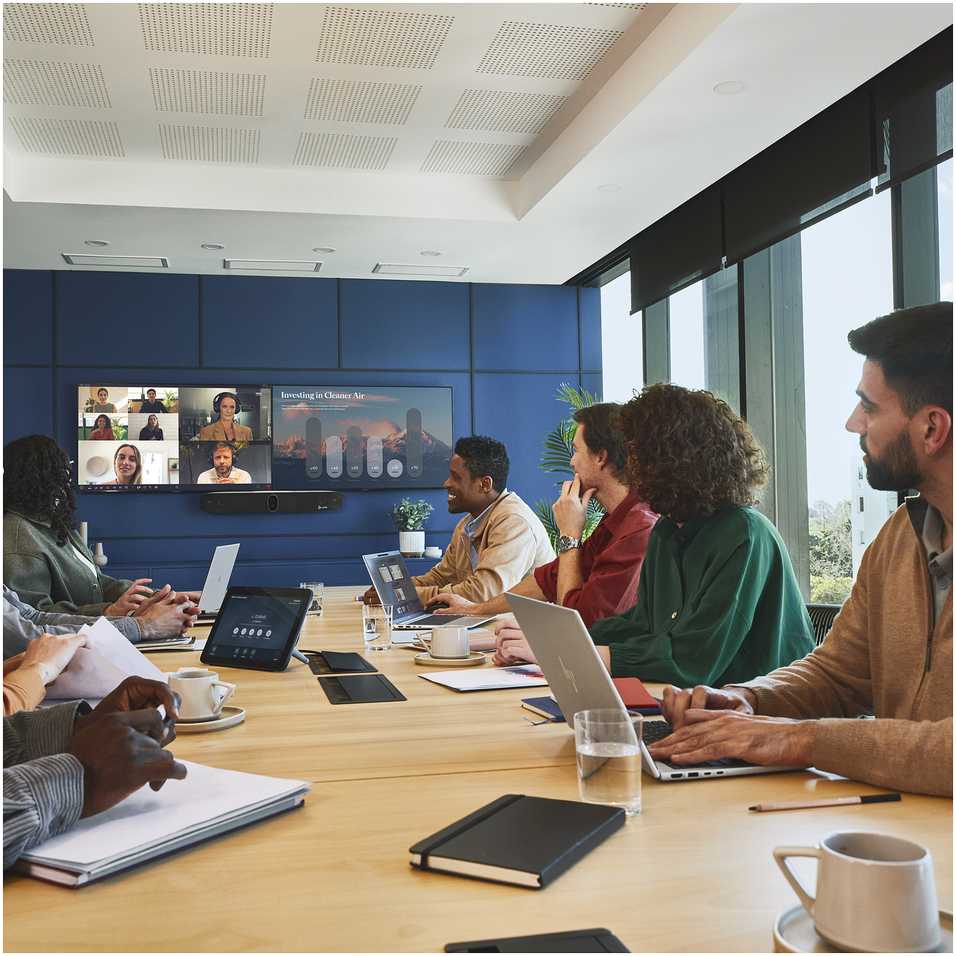 HP Internetinė kamera Poly Studio X72 No Radio or Power Cord All-in-One Zoom- i Microsoft Teams-certyfikowana Juodas (A4MA5AA)