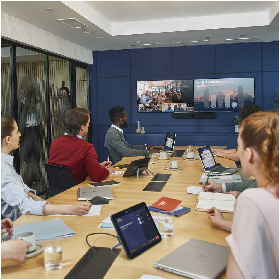 HP Internetinė kamera Poly Studio X72 No Radio or Power Cord All-in-One Zoom- i Microsoft Teams-certyfikowana Juodas (A4MA5AA)