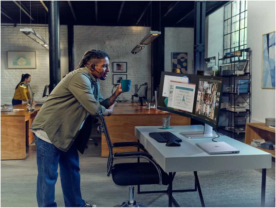 Monitorius Hewlett Packard (HP) HP LCD 549pm Conferencing 49",5120x1440,VA,400nit,4000:1,5ms,DP1.4,HDMI 2.0,4xUSB,2xUSB-C140W,cam,repro, RJ45