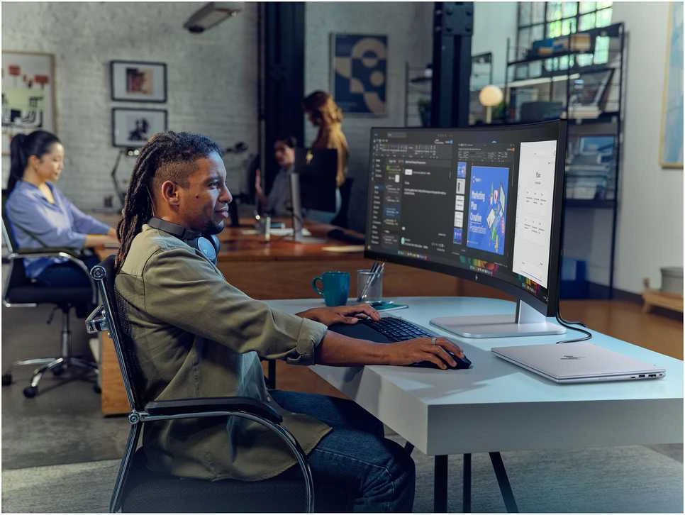 Monitorius Hewlett Packard (HP) HP LCD 549pm Conferencing 49",5120x1440,VA,400nit,4000:1,5ms,DP1.4,HDMI 2.0,4xUSB,2xUSB-C140W,cam,repro, RJ45