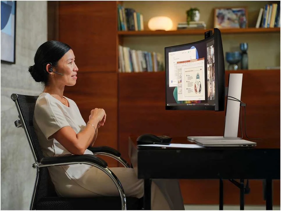 Monitorius Hewlett Packard (HP) HP LCD 549pm Conferencing 49",5120x1440,VA,400nit,4000:1,5ms,DP1.4,HDMI 2.0,4xUSB,2xUSB-C140W,cam,repro, RJ45