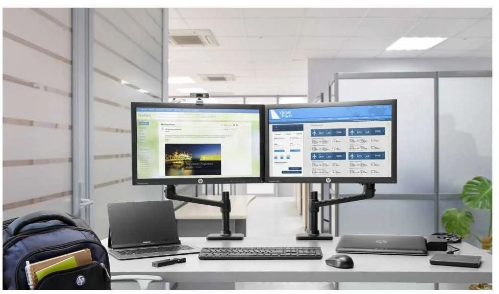 Hewlett Packard (HP) „HP UltraSlim“ prijungimo stotis 65 W – 4 x USB 3.0, 2 x DisplayPort 1.2, 1 x VGA, 1 x RJ-45, 1 x Linijinis įvestis, 1 x Linijinis išvestis