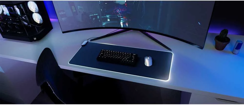 Hyte CNVS Intense Play Mat qRGB pelės kilimėlis žaidimams – juodos spalvos