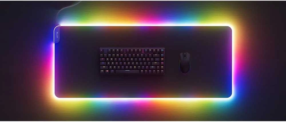 Hyte CNVS Intense Play Mat qRGB pelės kilimėlis žaidimams – juodos spalvos
