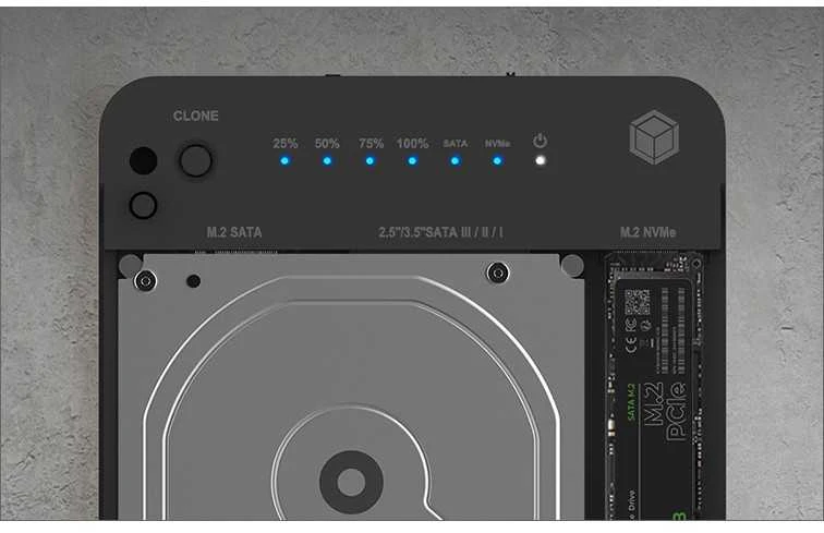 „Raidsonic Icy Box IB-2915MSCL-C31“ prijungimo stotelė ir „CloneStation“, skirta M.2 NVMe ir M.2 SATA SSD ir 2,5 colio / 3,5 colio SATA SSD / HDD
