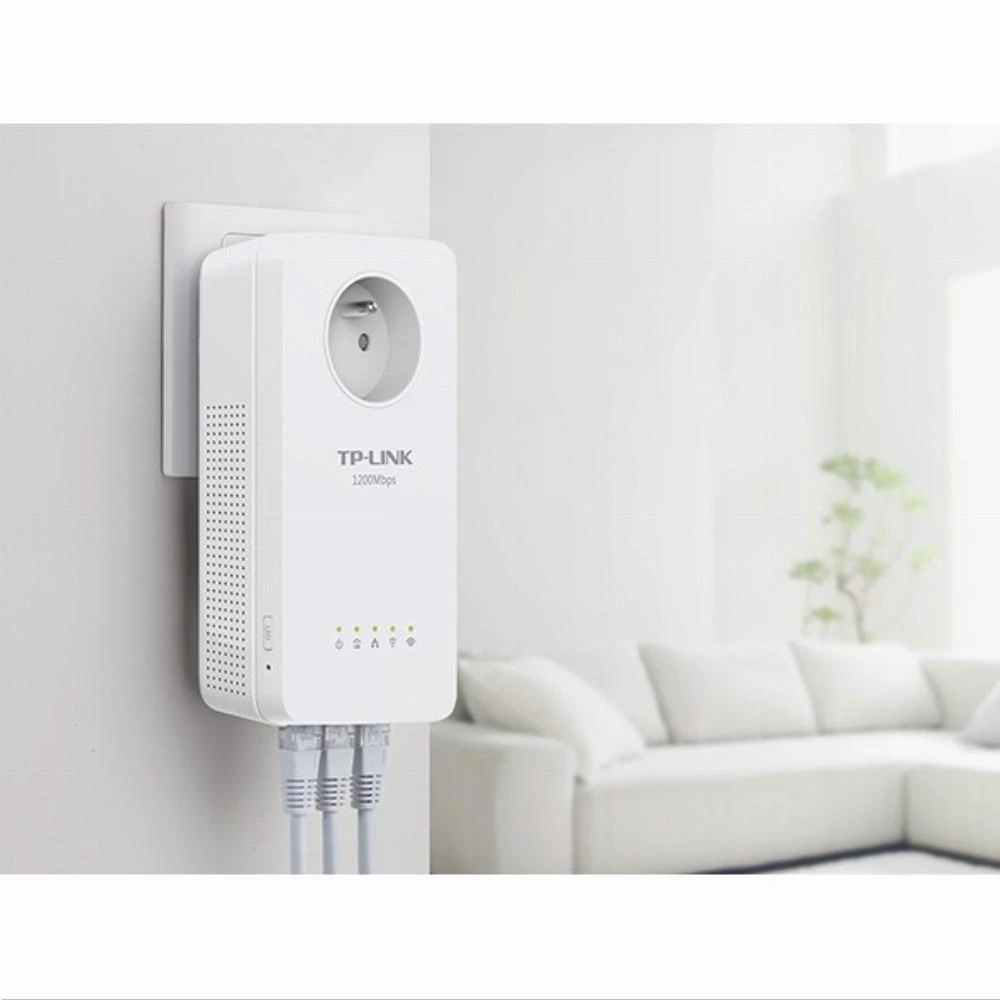 TP-LINK | AV1300 gigabito „Passthrough Powerline“ kintamosios srovės „Wi-Fi“ rinkinys | TL-WPA8631P rinkinys | 1300 Mbps | Ethernet LAN (RJ-45) jungtys 3 | 802.11ac | Papildomas lizdas
