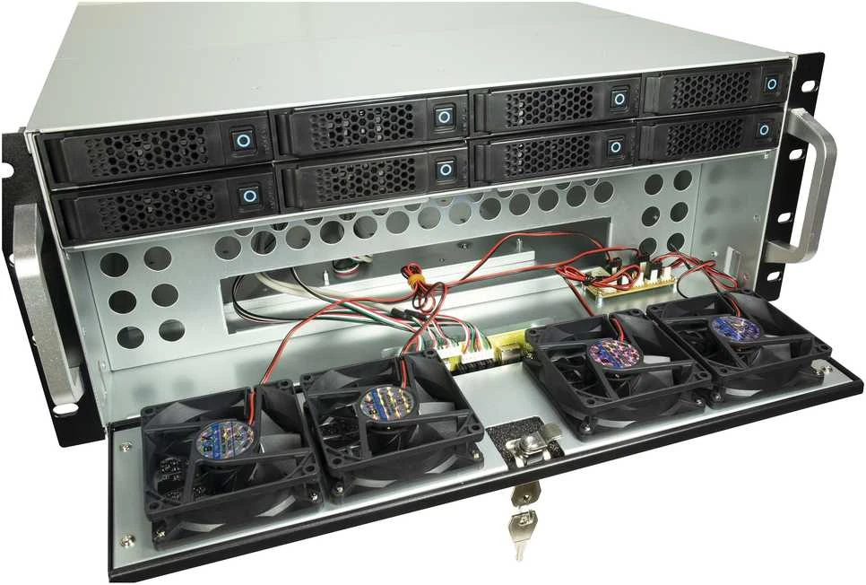 „Inter-Tech IPC Storage 4U-4708“, serverio korpusas - juodas