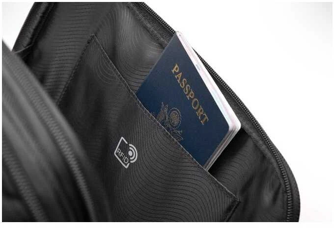 Krepšys Kensington Contour 2.0 17'' (K60384WW)