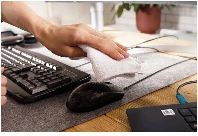 Kensington Pro Fit Washable Laidinė pelė USB-A 1600 DPI, Juoda