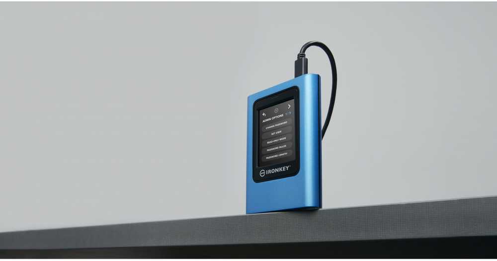 Kietasis diskas „Kingston“ SSD diskas „IronKey Vault Privacy“, 1920 GB, užšifruotas