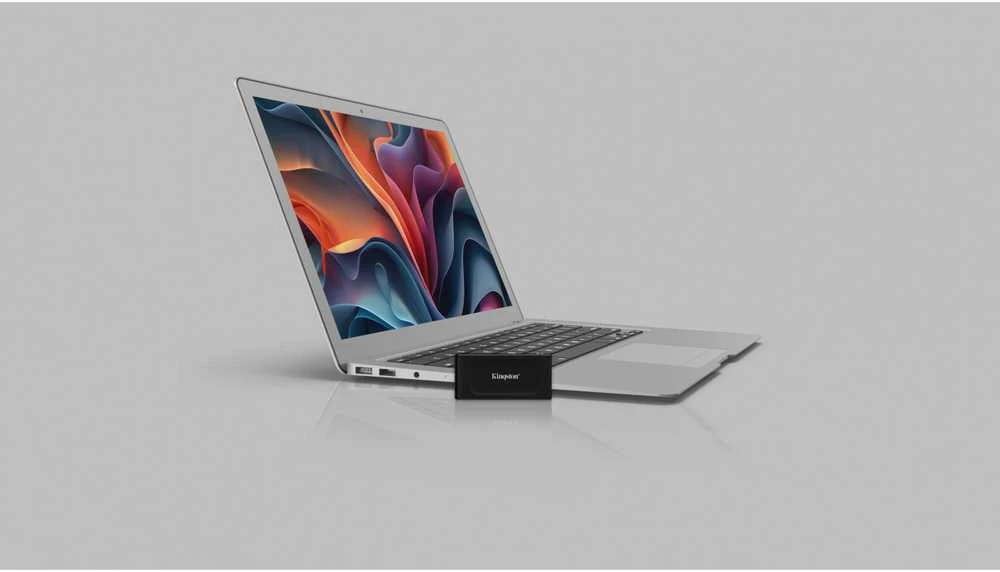 Išorinis kietasis diskas Kingston SXS1000R, 1 TB, USB 3.2 Gen 2, juodas