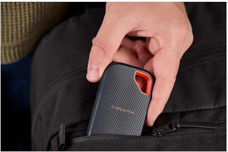 Kietasis diskas Sandisk EXTREME PORTABLE SSD TRIPLE USB - 1TB EXTERNAL DRIVES 2000MB/S(R)
