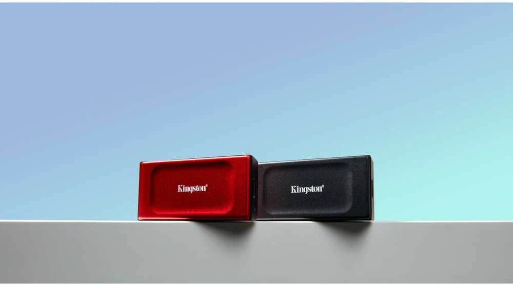 Išorinis kietasis diskas Kingston SXS1000R, 2 TB, USB 3.2 Gen 2, raudonas