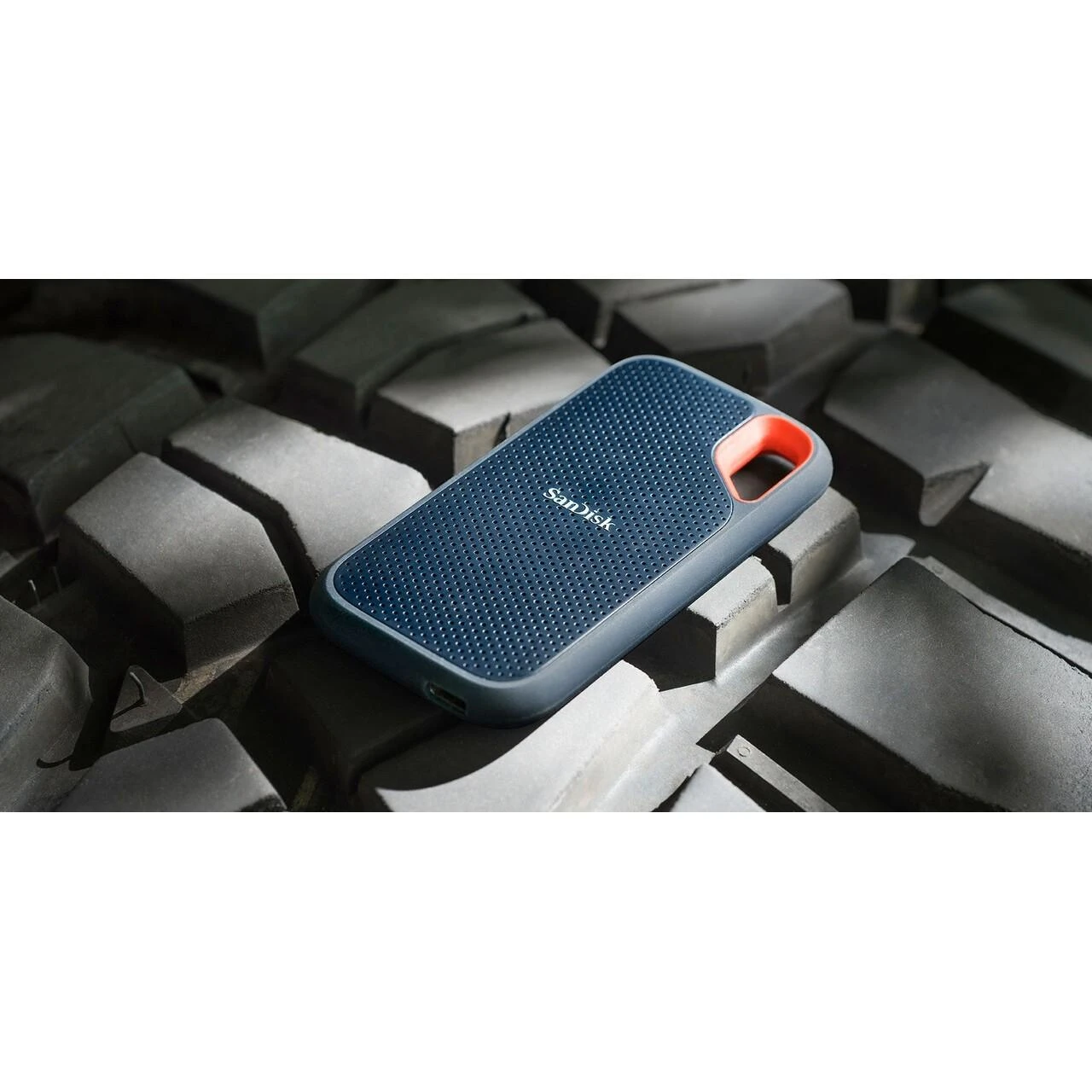 Išorinis kietasis diskas SanDisk Extreme Portable 500 GB, SDSSDE61-500G-G25, Juodas
