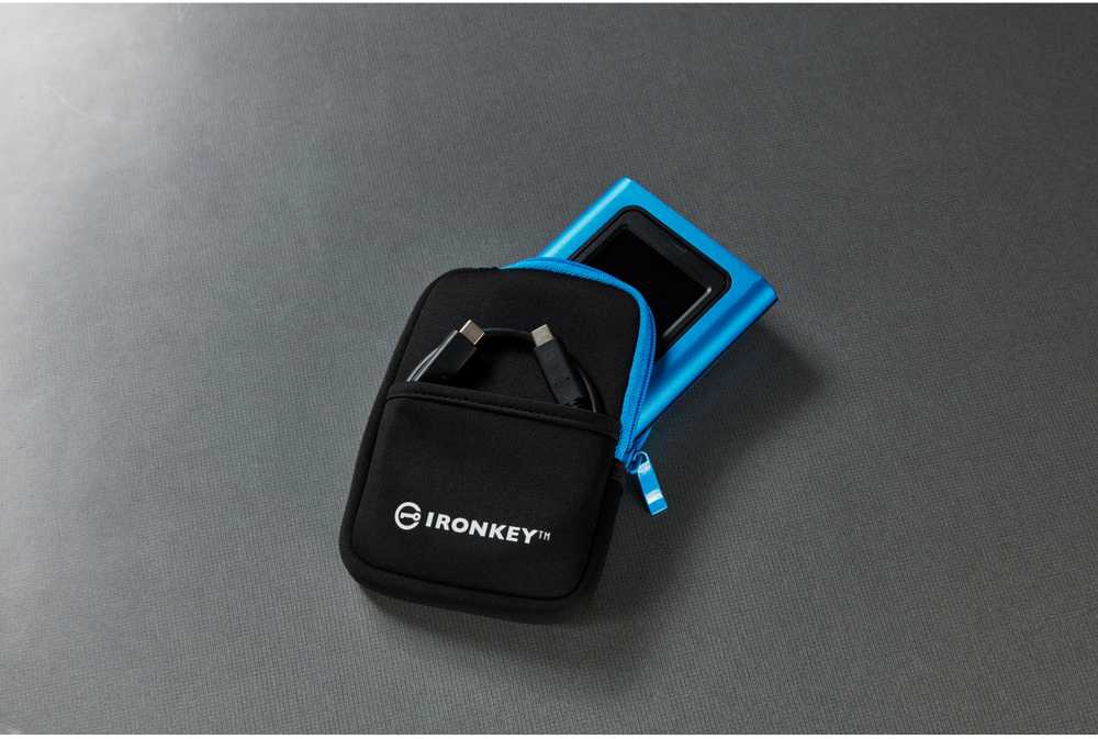 Kietasis diskas „Kingston IronKey Vault Privacy“ 960 GB užšifruotas SSD diskas
