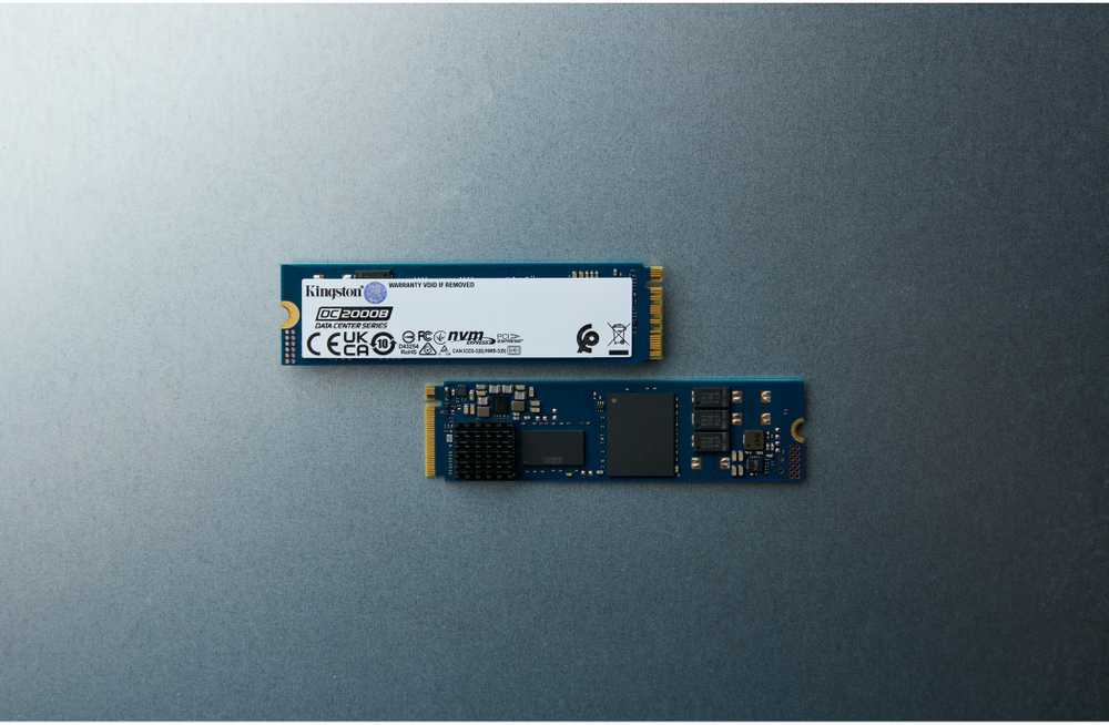 Kingston SSD | DC2000B | 240 GB | SSD form factor M.2 2280 | Solid-state drive sąsaja PCIe NVMe Gen 4.0 (x4) | Skaitymo greitis 4500 MB/s | Rašymo greitis 400 MB/s