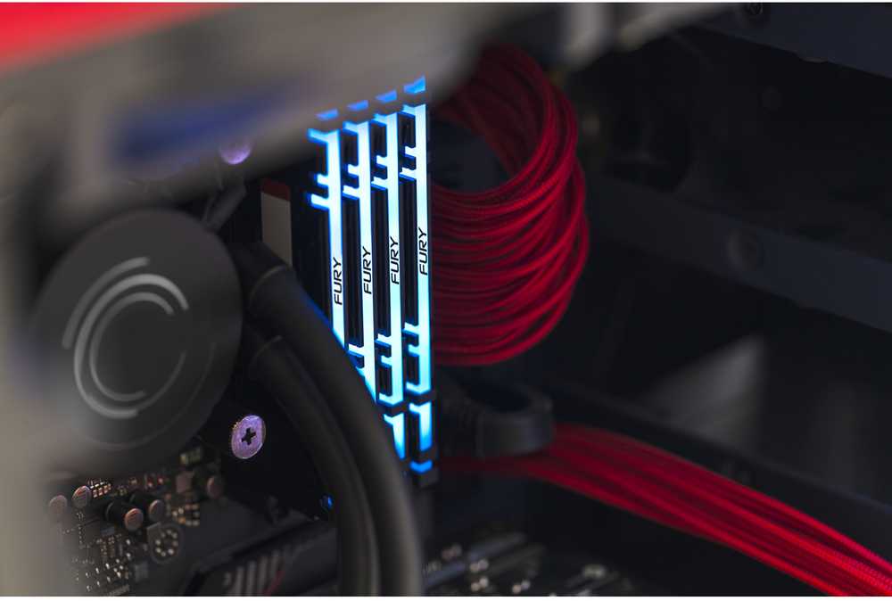 RAM „Kingston KF436C16RB2AK2/16“ 16 GB 3600 MT/s DDR4 CL16 DIMM (2 vnt. rinkinys) FURY Renegade RGB | „Kingston“