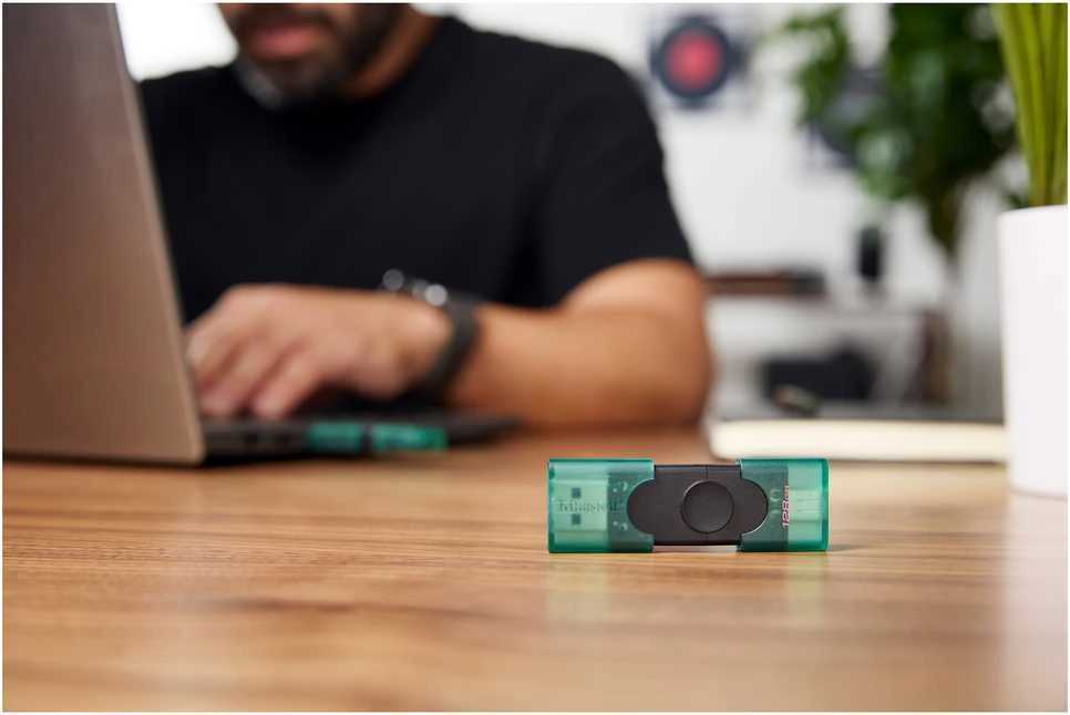 KINGSTON 128GB USB-A + USB-C 3.2 Gen 1 DataTraveler DuoG2