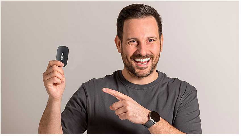 Kietasis diskas Kioxia Exceria Plus G2 Portable 1 TB, Externe SSD - juodas, USB-C 3.2 Gen 2 (10 Gbit/s)