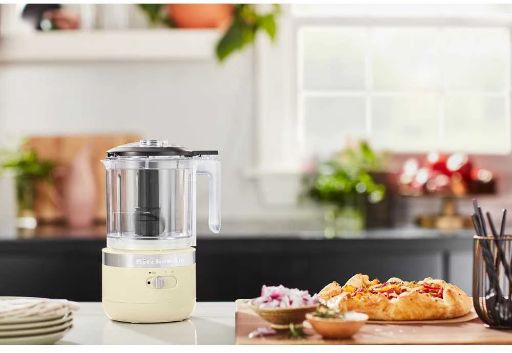 Akumuliatorinis maisto smulkintuvas KitchenAid 5KFCB519EAC, kreminis