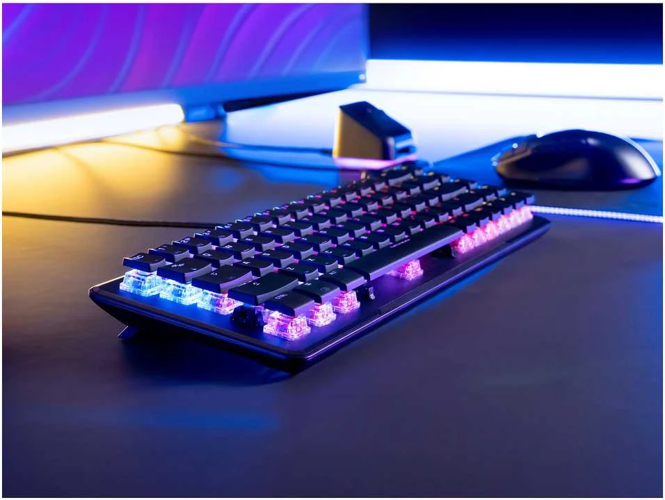 Turtle beach „Turtlebeach Vulcan II Mini“ juoda žaidimų klaviatūra su linijiniais raudonais jungikliais, vokiškas išdėstymas