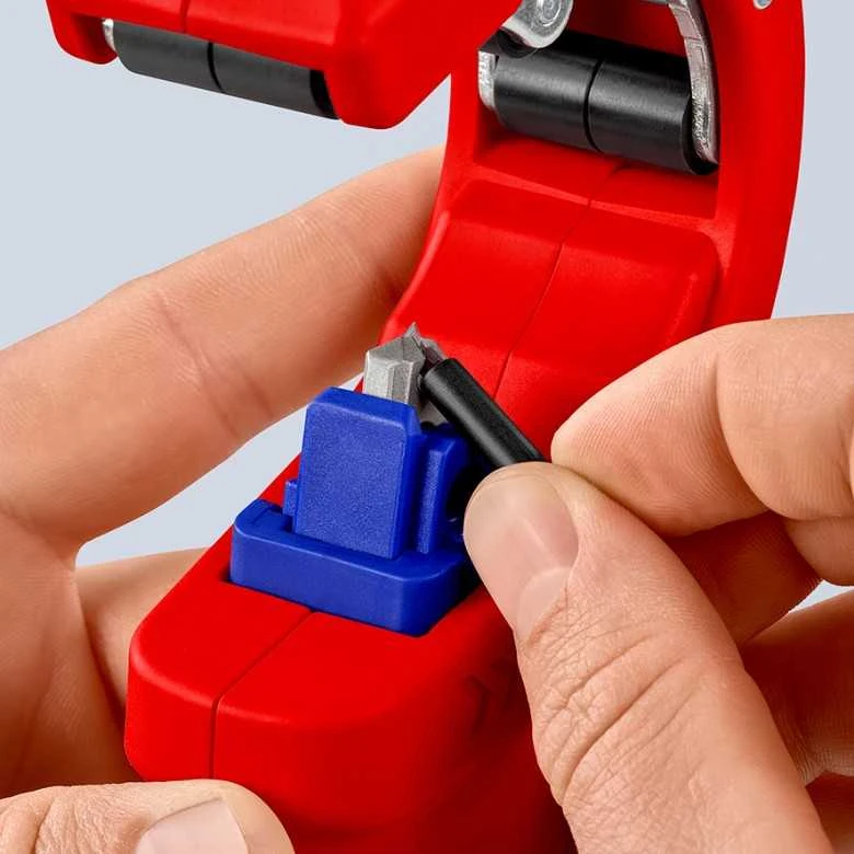 Vamzdžių pjaustyklė KNIPEX PVC DP50